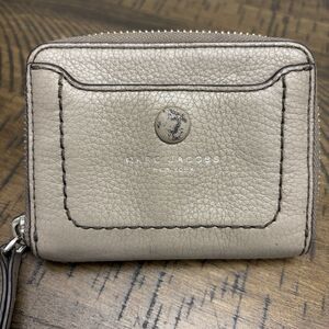 Marc Jacobs Wallet Card Holder Genuine Leather Taupe Unisex Minimalist